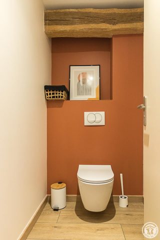 31G301726-359423e0a55645fabba090f5ef48eae7