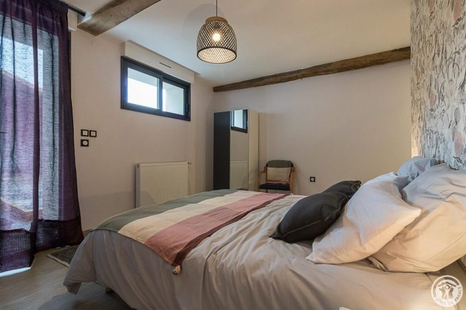 31G301726-695d172d97e947de87ad868d8f885769