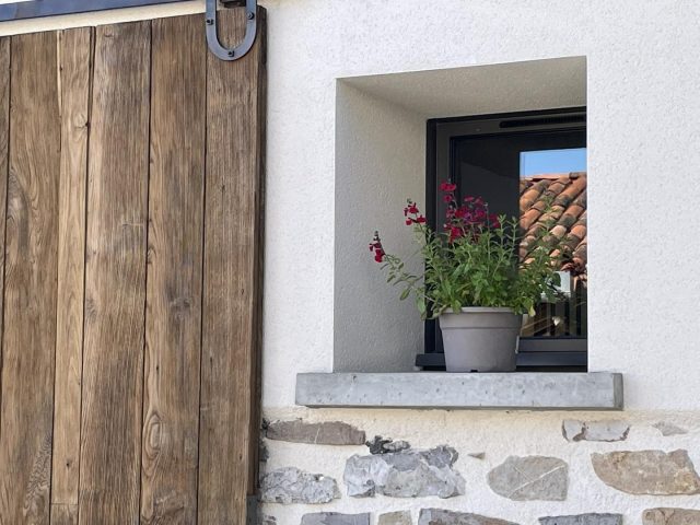 31G301726-eb41bf1fe6be49a4b93c7a3514b095e1