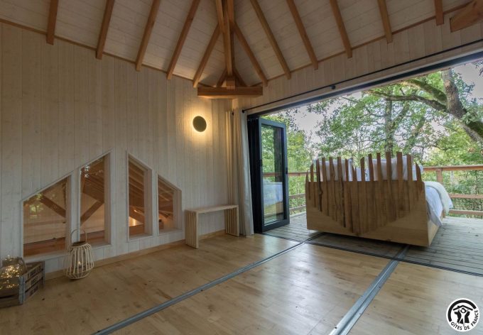 31G301727-ccff67dd8c704c27b9225b2c26af4862