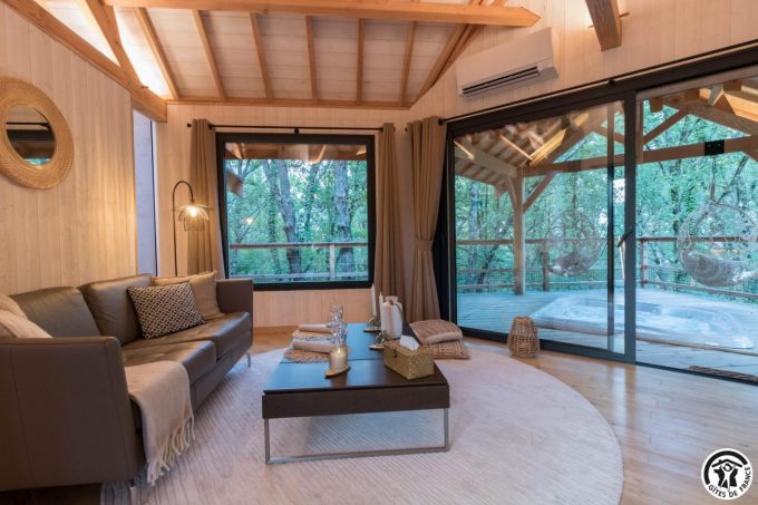 31G301727-d129e545c511476ab6ca449f38adb501