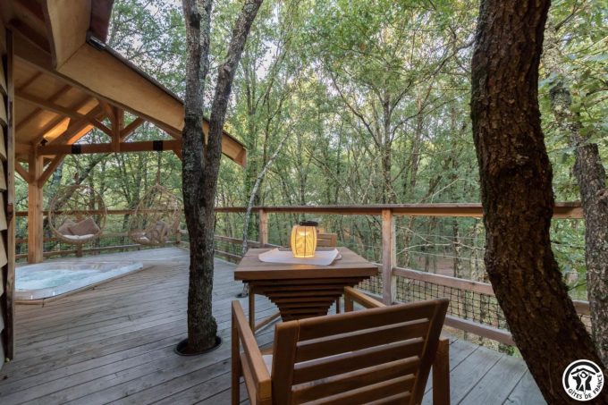 31G301727-f85bc226cbb14913b2c670df026f67be