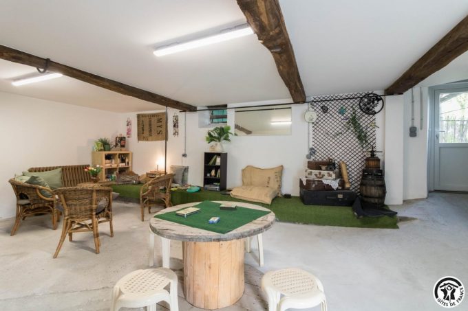 31G301753-479b993de8bb4115ac75d5c58f948196