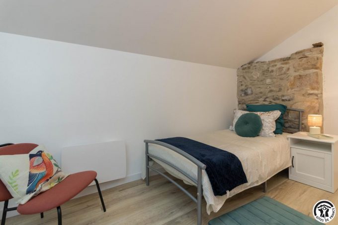 31G301753-ea439da4d60d422a9bd501154cf11f03