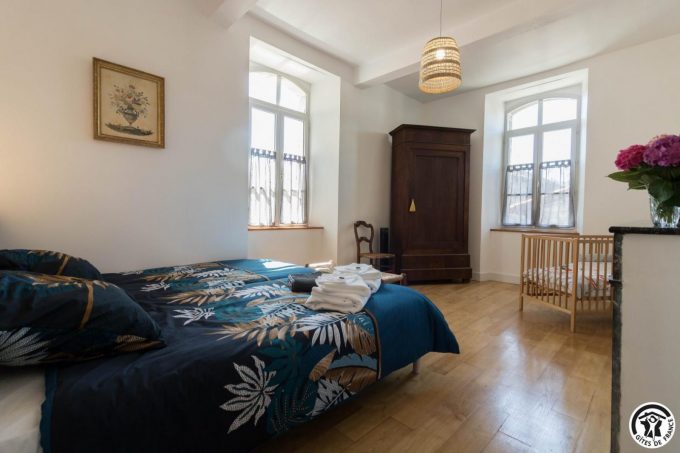 31G301771-a7671b022240459f936bb18ff9ddeff6