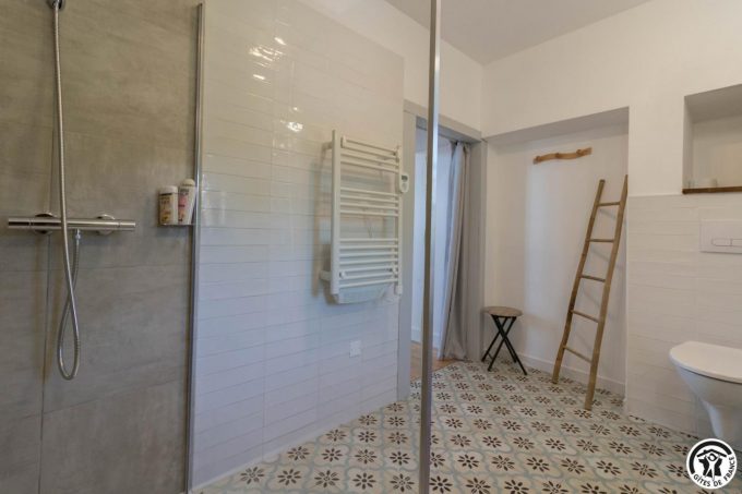 31G301771-cb86b22030104d098a75d2dc7e0e981e