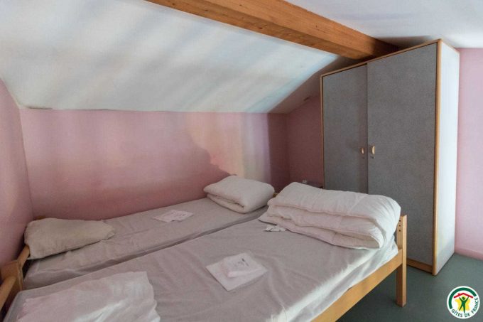 31G400525-052c7a4a67fe475a9aba2e048f14b912