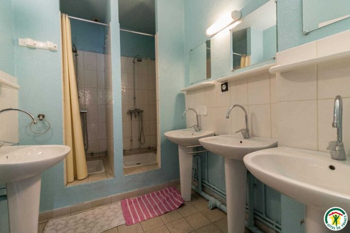 31G400525-0afd705490504992ace64d50cbc2a04a