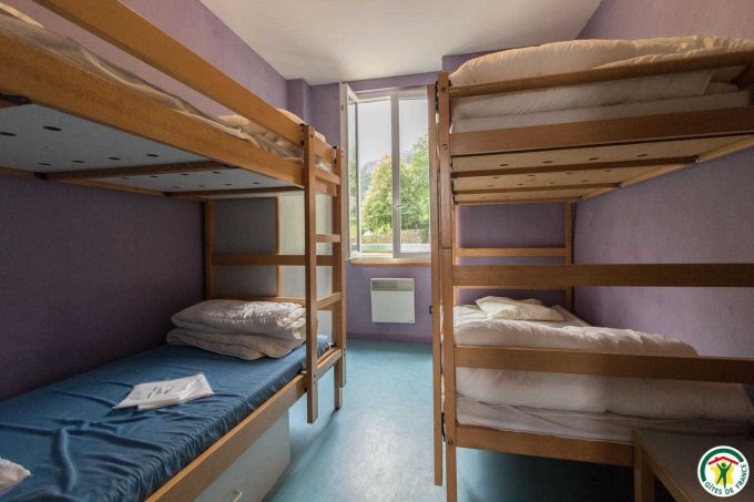 31G400525-1d2ec7bbf474454e8b09975ac413aa9d