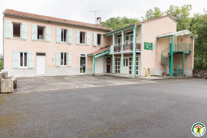 31G400525-29c6c2ba489f482b84b30752e0645217