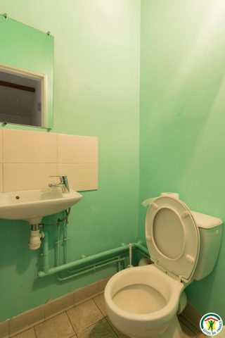 31G400525-5ad4095d052f4184a768e7621b21a419