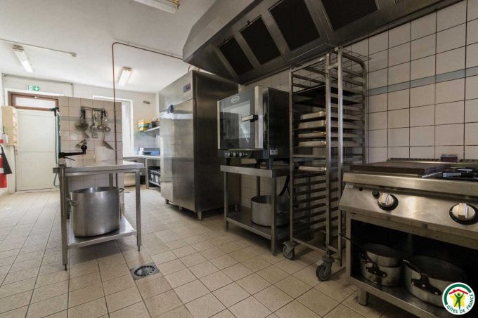 31G400525-9b0e1c6d6f5e4a7fbe6d1d0c82831c6c