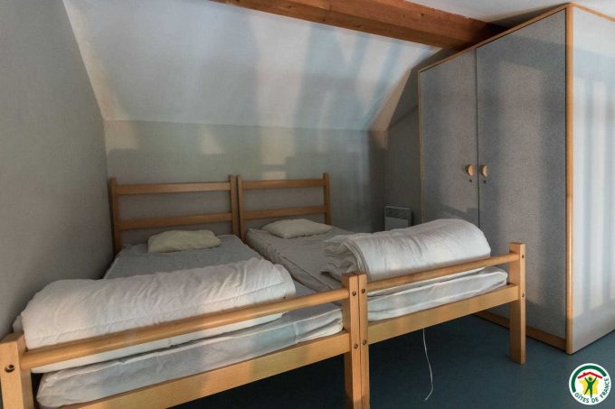 31G400525-a5de10e81bf6499e8a84271db5284bbc