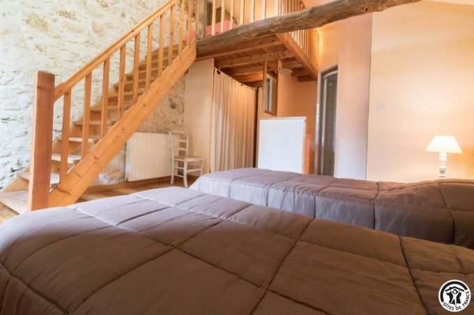 31G400541-0c8150a473244ad4a02418eaeb444ec7