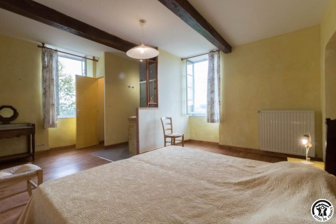 31G400541-0e0b529e32fd4aea8774b4411cd97671