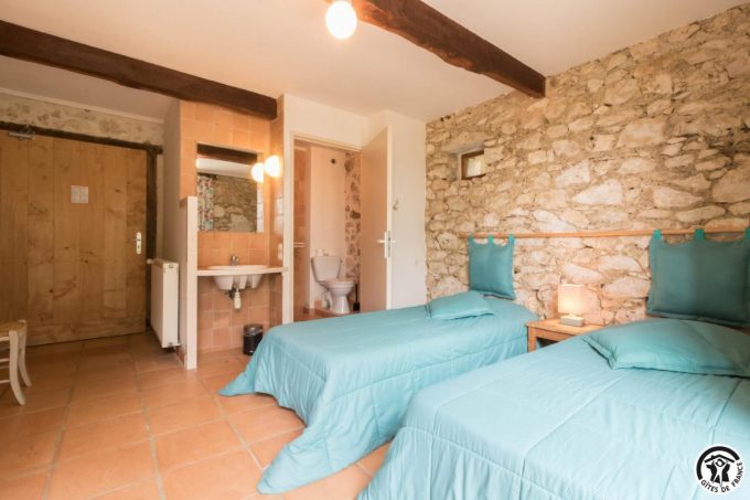 31G400541-ee89771eb3a94502962cbb687bf2d1ff