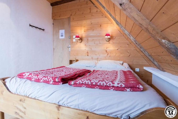 31G400647-b31a5831c32c4374ad89a95f116839af