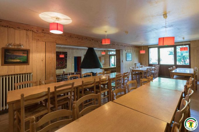 31G400762-3f55d8f04cc34f5b930dc0d042666b01