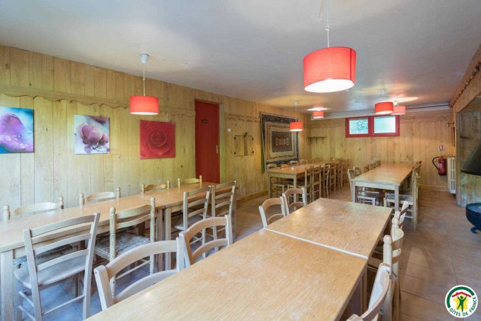 31G400762-78f0958e88034e83b605059d071d31f4