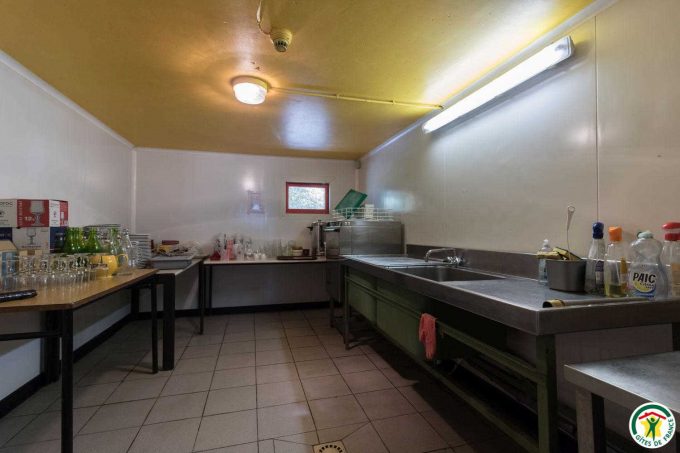 31G400762-90fc37cc300645a0b3a46c22975a6b95