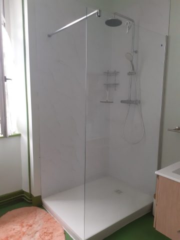 Au-Grand-Cedre—Salle-d-eau—Miramont-de-Comminges