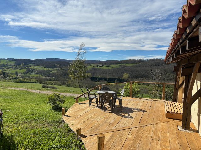 Gite-La-houlette-Terrasse-Benque-Comminges-Pyrenees