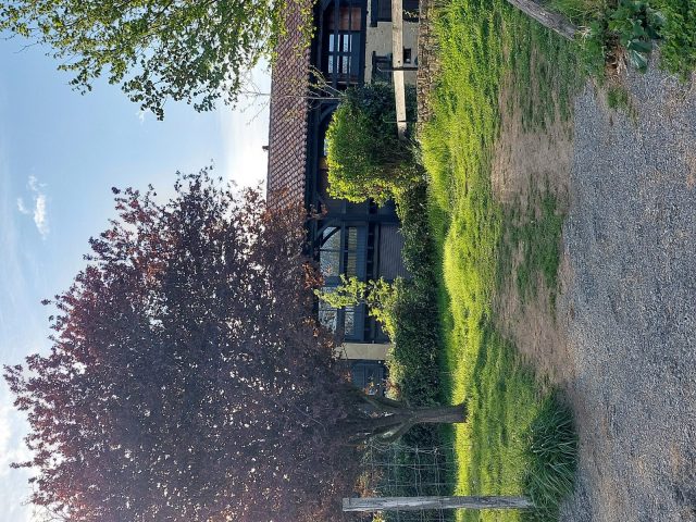 Gite-des-collines—parking-giteCassagnabere-Tournas-Comminges-Pyrenees