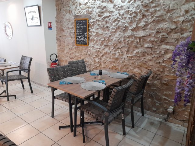 La-Fourchette-Authentique-1–Aurignac–IG.OTI-Comminges-Pyrenees