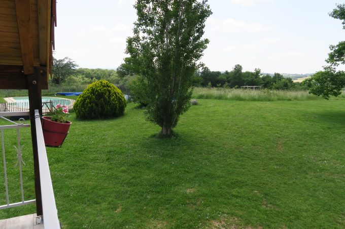 Nidou-le-gite—panorama-Puymaurin-Comminges-Pyrenees