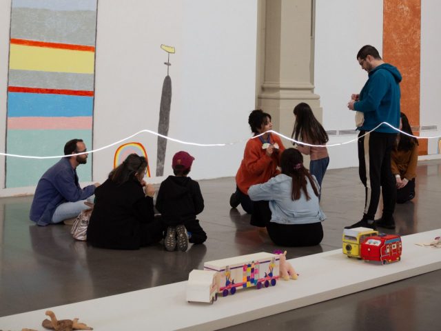 df79960e-97c7-b36e-9be6-c2c66ffd3308